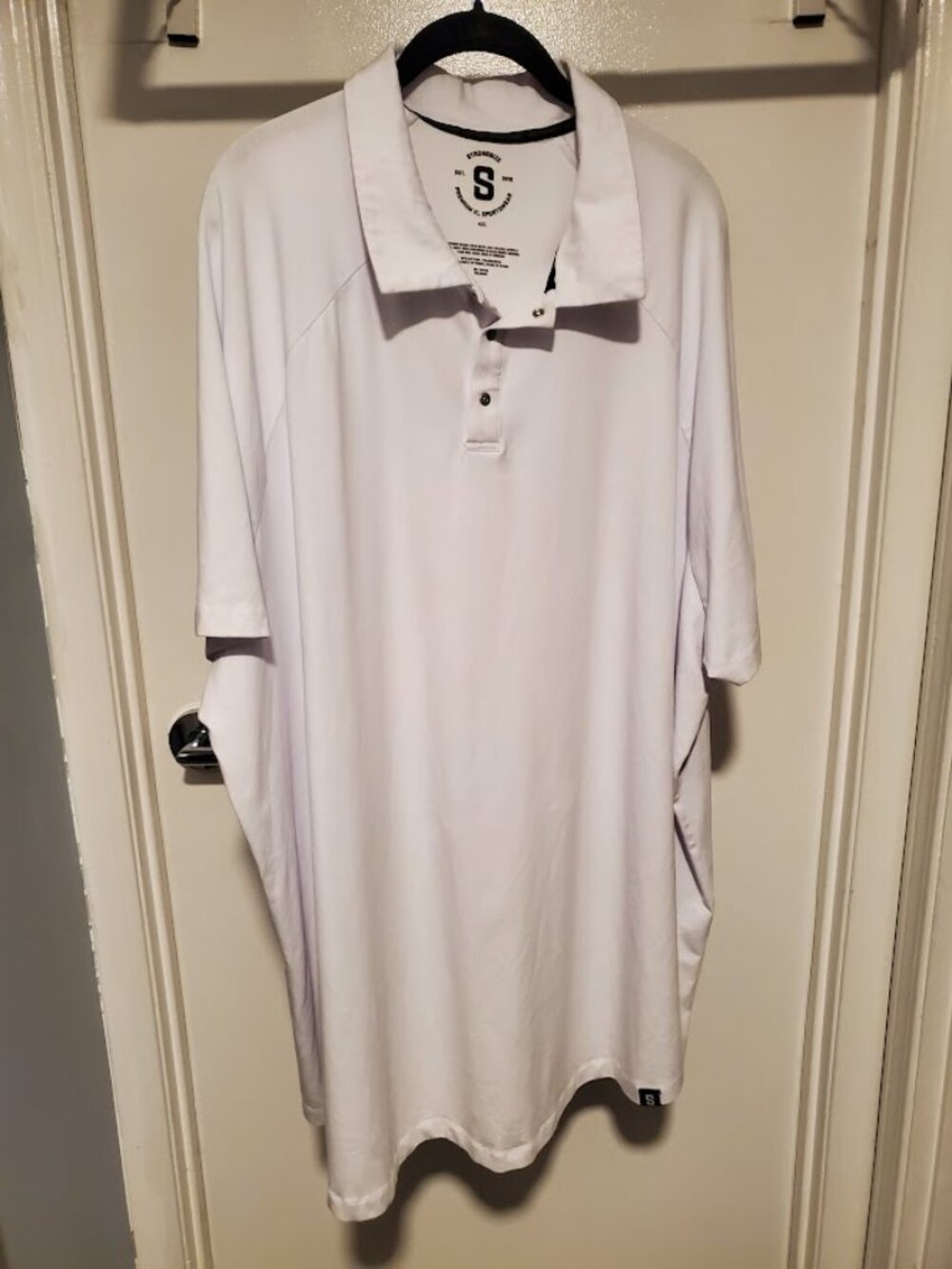 NWOT Strongsize Everyday Stretch Snap Polo - White
